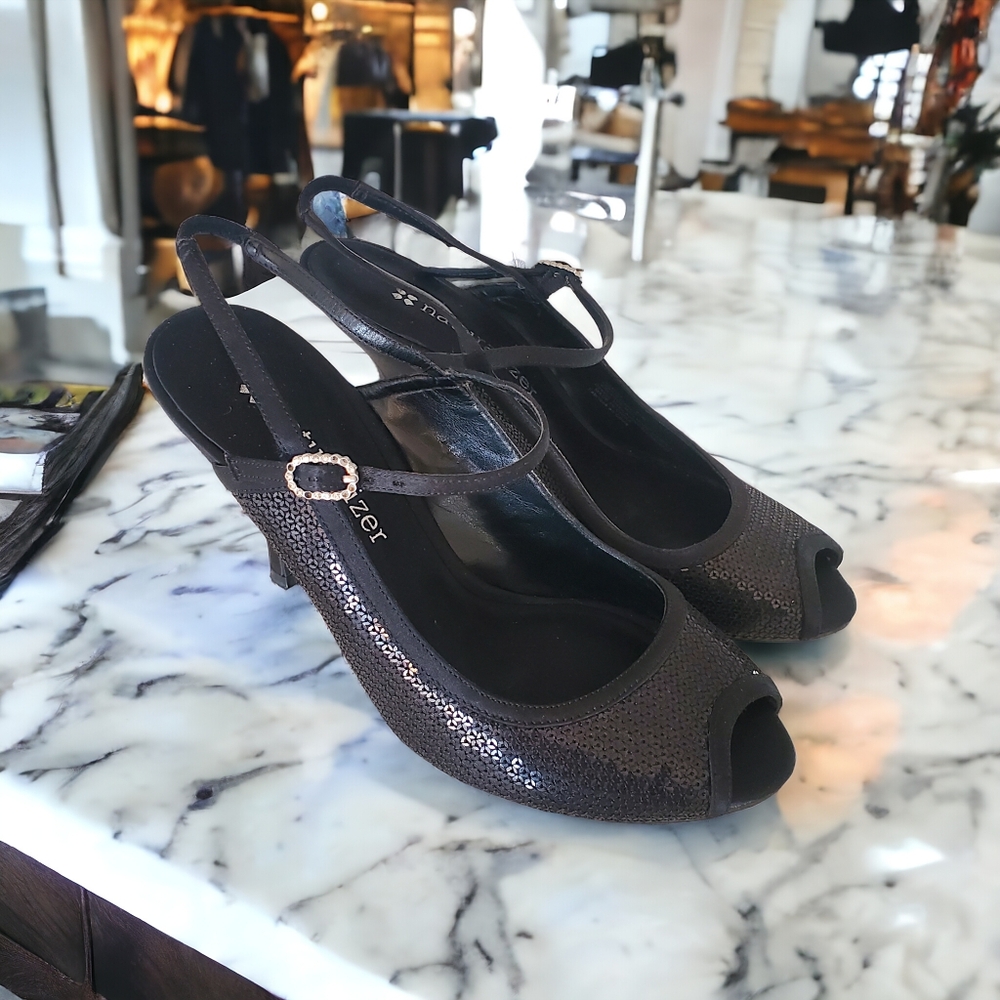 Naturalizer Black Sequin and Satin Formal Shoes in Size 6.5